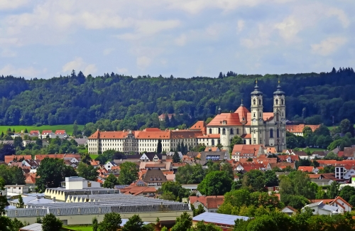 Stadtansicht mit Klosterkirche,  Ottobeuren