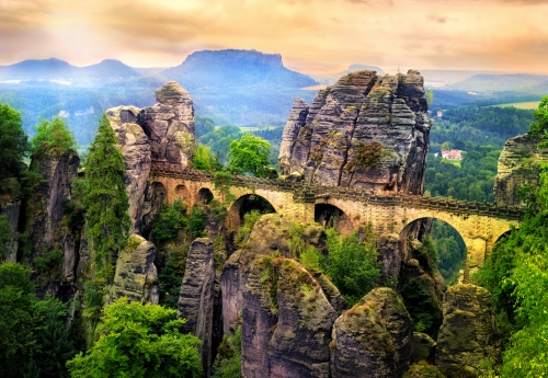 Felsformation Bastei in der Sächsischen Schweiz, Deutschland