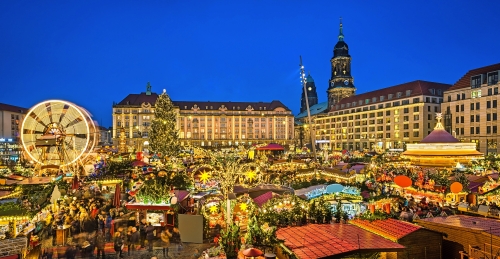 Striezelmarkt auf dem Altmarkt in Dresden, Deutschland