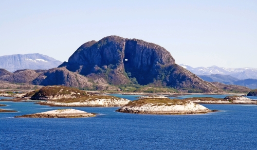 Torghatten, Torget-Insel, nahe Bronnoysund, Norwegen