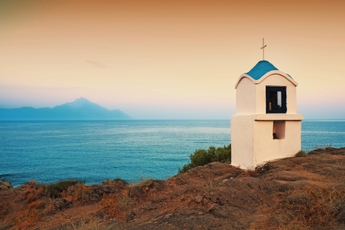 Religiöse Kapelle entlang der Ägäis, Chalkidiki, Griechenland