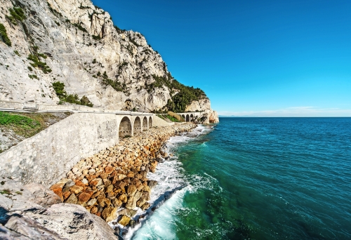 Küste von Finale Ligure, Italien