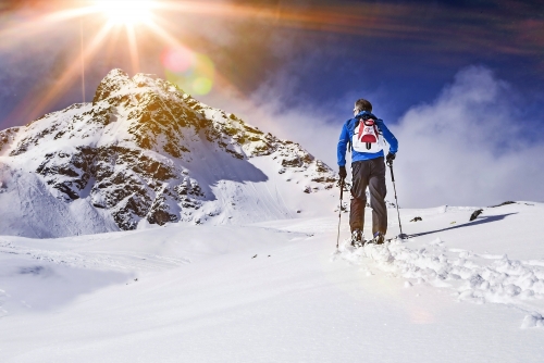 Skitourengeher beim Aufstieg